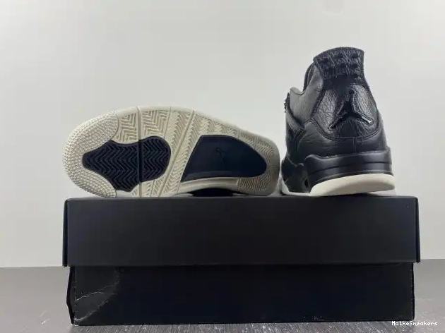 MaikeSneakers Retro Jordan 819139-010 Black Hair Pony 4 0604